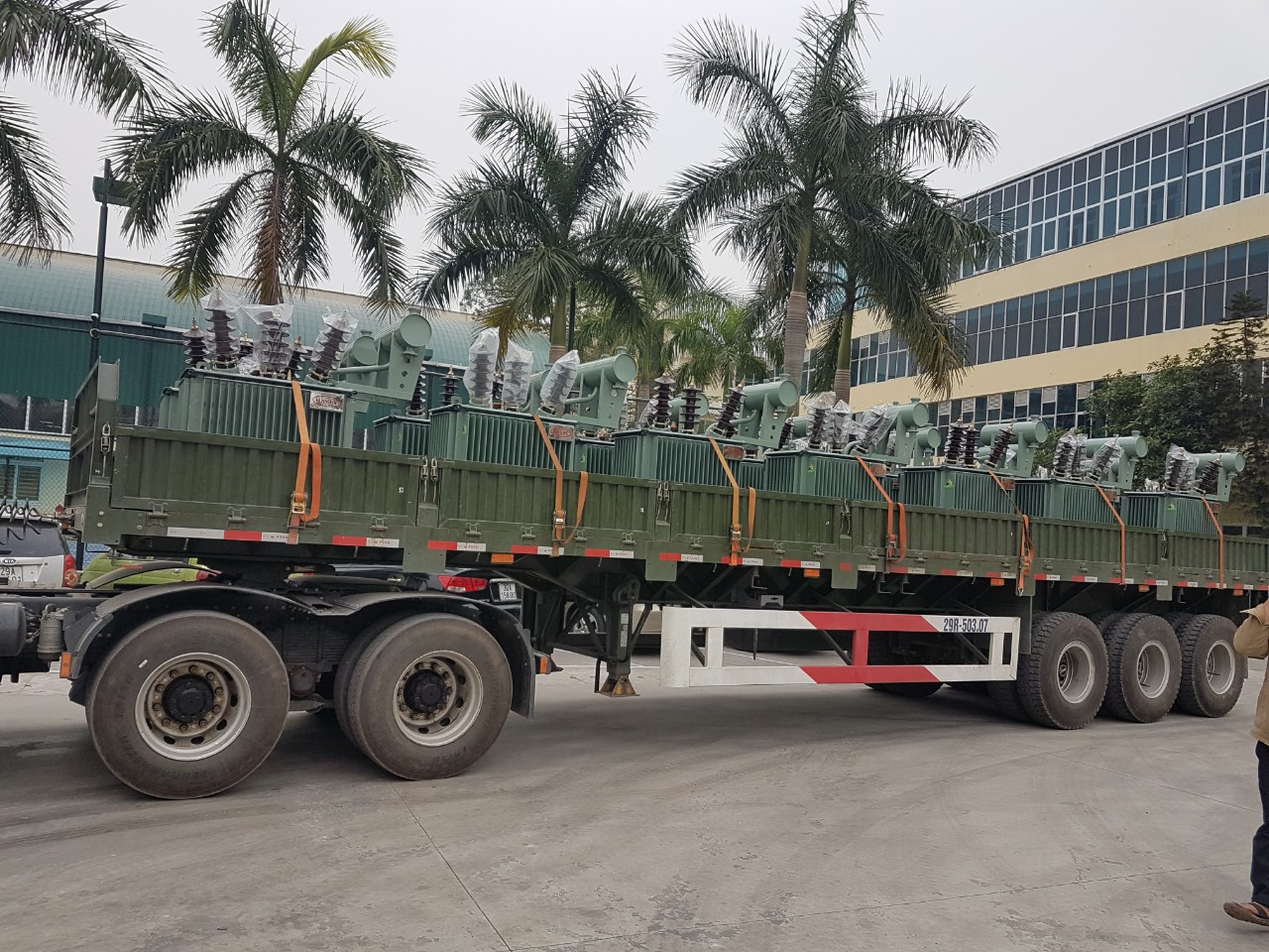 VẬN CHUYỂN HÀNG HÓA